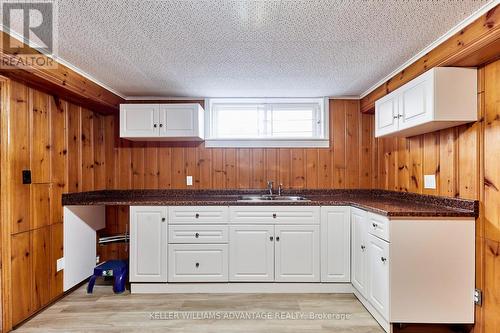 20 Perivale Crescent, Toronto, ON - Indoor Photo Showing Other Room