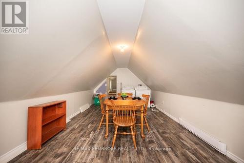 414 Moffat Street, Pembroke, ON - Indoor Photo Showing Other Room