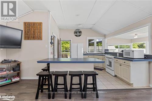 68 Wolverine Beach Rd, Georgian Bay (Baxter), ON - Indoor Photo Showing Kitchen