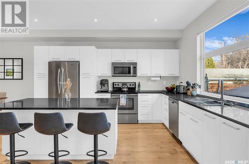 1809 Coy Avenue, Saskatoon, SK - Indoor Photo Showing Kitchen With Stainless Steel Kitchen With Upgraded Kitchen