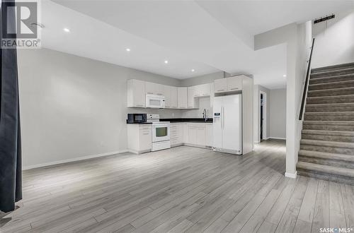 1809 Coy Avenue, Saskatoon, SK - Indoor Photo Showing Kitchen