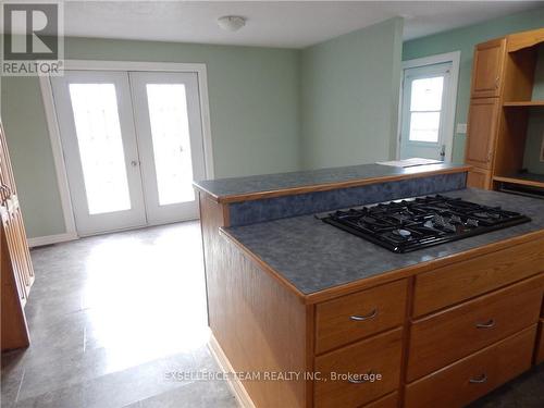 14010 Groves Road, South Stormont, ON - Indoor Photo Showing Kitchen