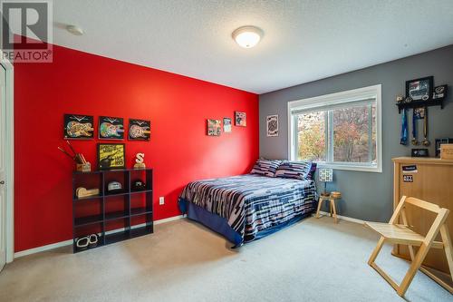 863 Mt Grady Place, Vernon, BC - Indoor Photo Showing Bedroom