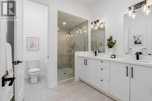 23 Vern Robertson Gate, Uxbridge, ON - Indoor Photo Showing Bathroom