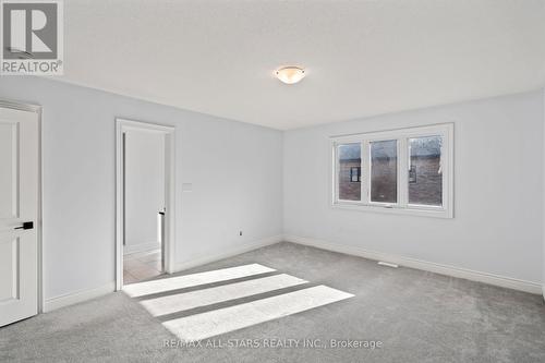 22 Ballinger Way, Uxbridge, ON - Indoor Photo Showing Other Room