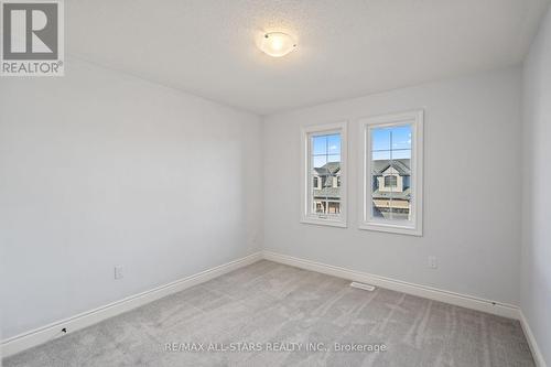 22 Ballinger Way, Uxbridge, ON - Indoor Photo Showing Other Room