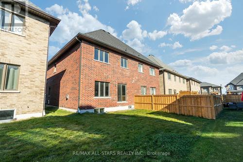 22 Ballinger Way, Uxbridge, ON - Outdoor With Exterior