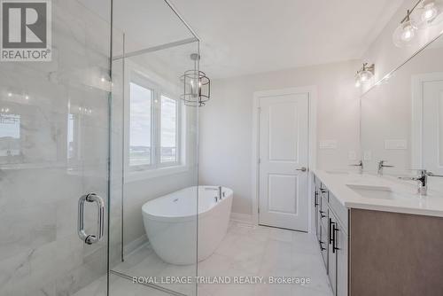 8 Allister Drive, Middlesex Centre (Kilworth), ON - Indoor Photo Showing Bathroom