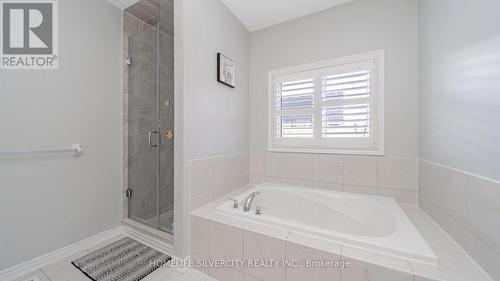 373 Robert Parkinson Drive, Brampton, ON - Indoor Photo Showing Bathroom