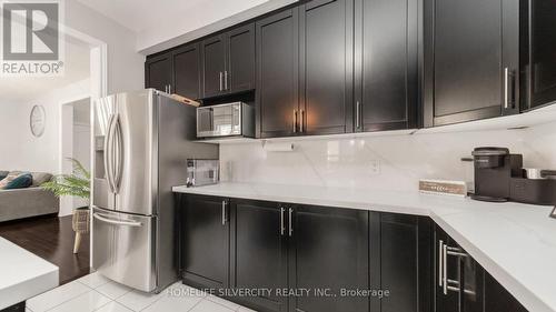 373 Robert Parkinson Drive, Brampton, ON - Indoor Photo Showing Kitchen