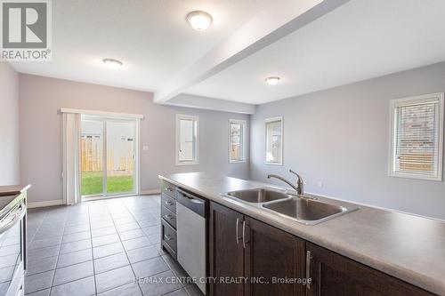 14 Hayes Street S, London, ON - Indoor Photo Showing Kitchen With Double Sink