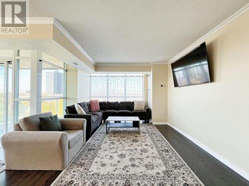 811 - 9 George Street N, Brampton, ON - Indoor Photo Showing Living Room