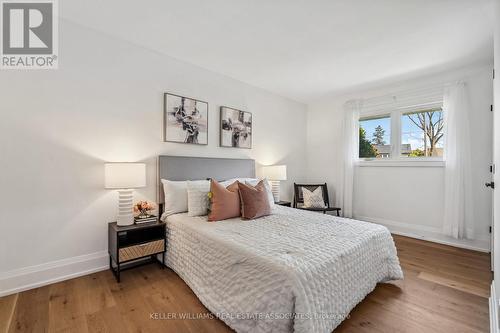 20 Suburban Drive, Mississauga, ON - Indoor Photo Showing Bedroom