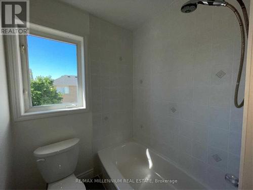 1684 Norris Circle, Milton, ON - Indoor Photo Showing Bathroom