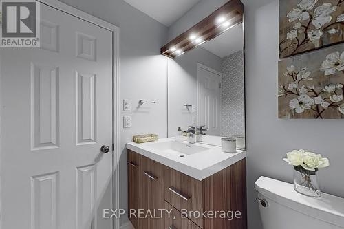 67 Centre Street S, Brampton, ON - Indoor Photo Showing Bathroom