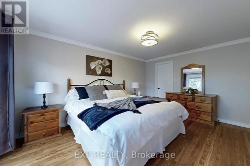 67 Centre Street S, Brampton, ON - Indoor Photo Showing Bedroom