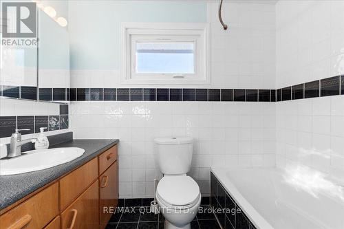 12 Philip Street, Prince Edward County (Picton), ON - Indoor Photo Showing Bathroom