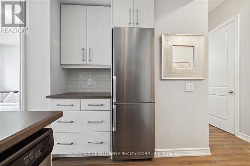 102 - 40 Esplanade Lane, Grimsby, ON - Indoor Photo Showing Kitchen