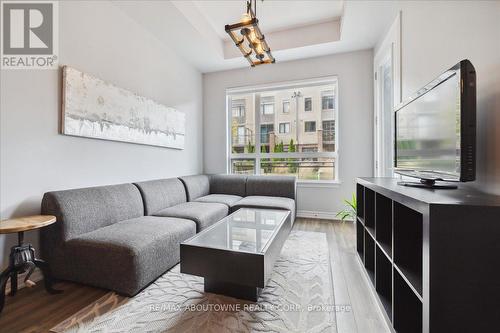 102 - 40 Esplanade Lane, Grimsby, ON - Indoor Photo Showing Living Room