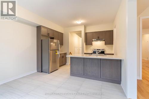 21 Heming Street, Brant, ON - Indoor Photo Showing Kitchen