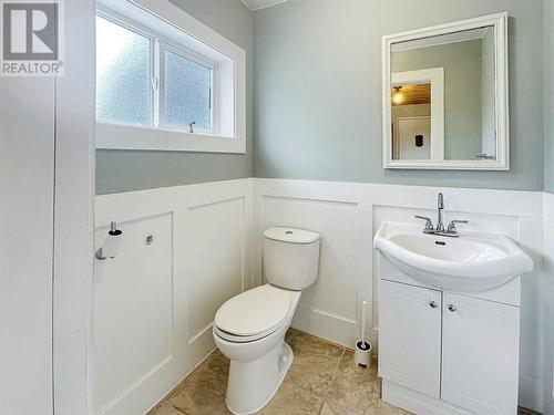 153 Billiter Avenue, Princeton, BC - Indoor Photo Showing Bathroom