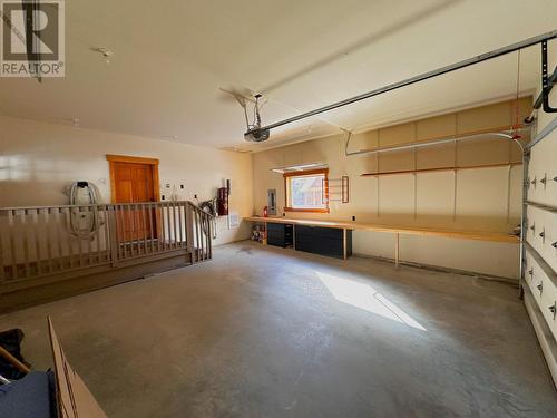 148 Stemwinder Drive, Kimberley, BC - Indoor Photo Showing Garage