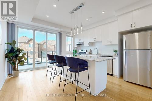 6 Beer Lane, Markham, ON - Indoor Photo Showing Kitchen With Upgraded Kitchen