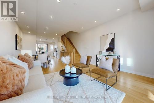 6 Beer Lane, Markham, ON - Indoor Photo Showing Living Room