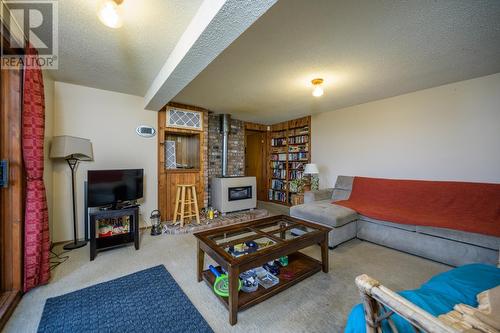 775 Dargie Place, Prince George, BC - Indoor Photo Showing Living Room With Fireplace