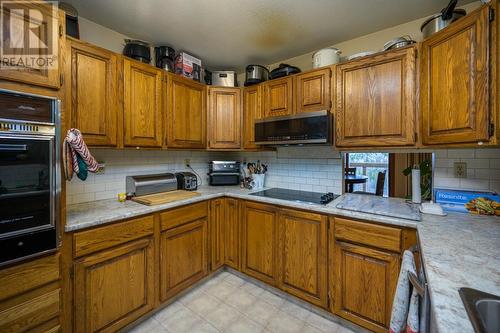 775 Dargie Place, Prince George, BC - Indoor Photo Showing Kitchen