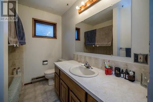 775 Dargie Place, Prince George, BC - Indoor Photo Showing Bathroom