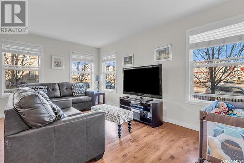 701 710 Gordon Road, Saskatoon, SK - Indoor Photo Showing Living Room