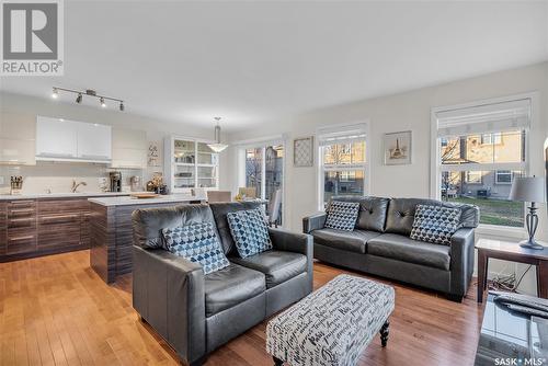 701 710 Gordon Road, Saskatoon, SK - Indoor Photo Showing Living Room