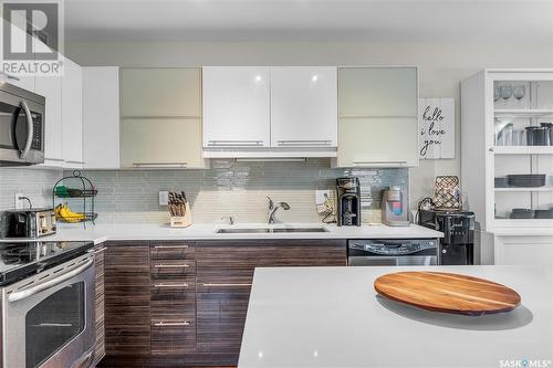 701 710 Gordon Road, Saskatoon, SK - Indoor Photo Showing Kitchen With Double Sink With Upgraded Kitchen