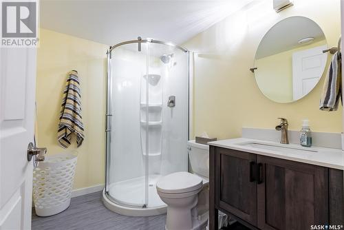 48 115 Veltkamp Crescent, Saskatoon, SK - Indoor Photo Showing Bathroom