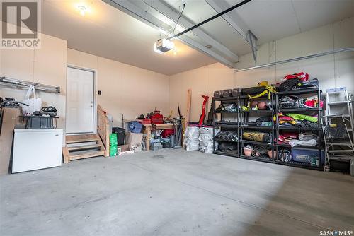 48 115 Veltkamp Crescent, Saskatoon, SK - Indoor Photo Showing Garage