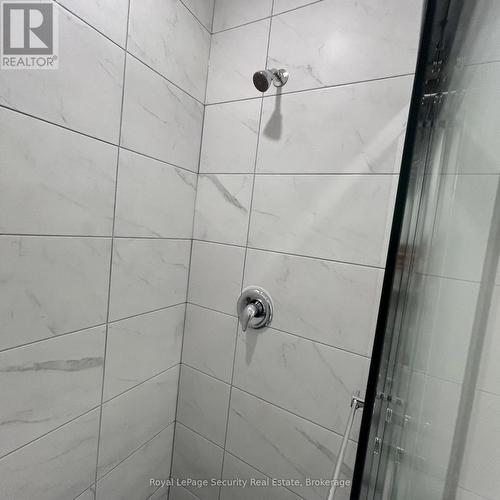 3 - 513 Ossington Avenue, Toronto, ON - Indoor Photo Showing Bathroom