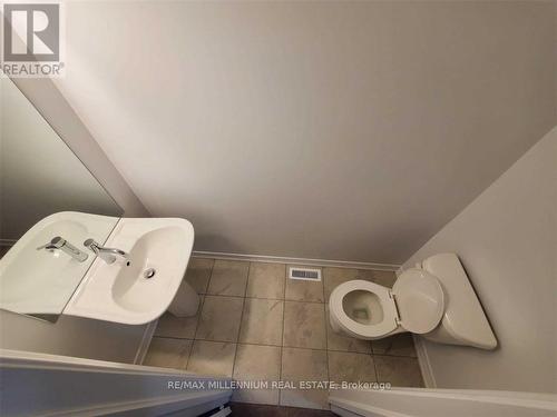 110 Seeley Avenue, Southgate, ON - Indoor Photo Showing Bathroom