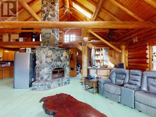 6594 Shelter Point Road, Texada Island, BC - Indoor Photo Showing Living Room With Fireplace