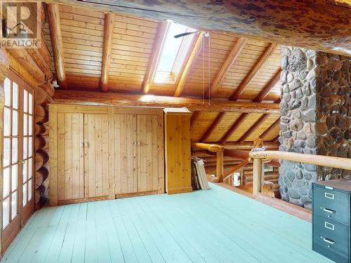 6594 Shelter Point Road, Texada Island, BC - Indoor Photo Showing Other Room