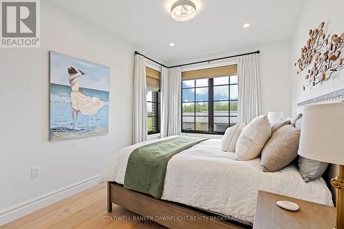 79585 Cottage Drive, Central Huron (Goderich Twp), ON - Indoor Photo Showing Bedroom