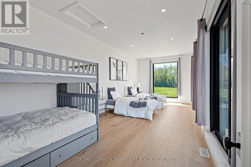 79585 Cottage Drive, Central Huron (Goderich Twp), ON - Indoor Photo Showing Bedroom