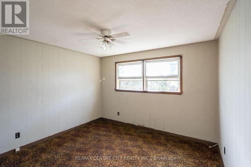 7377 Airport Road, Hamilton, ON - Indoor Photo Showing Other Room