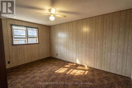 7377 Airport Road, Hamilton, ON - Indoor Photo Showing Other Room