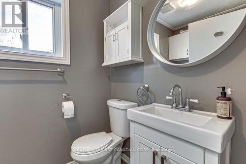 40 - 1990 Wavell Street, London, ON - Indoor Photo Showing Bathroom