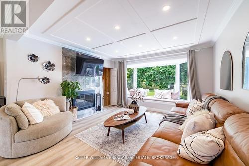 851 Swiss Heights, Oshawa (Pinecrest), ON - Indoor Photo Showing Living Room With Fireplace