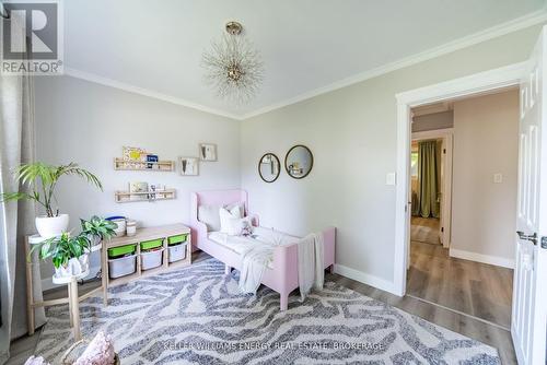 851 Swiss Heights, Oshawa (Pinecrest), ON - Indoor Photo Showing Bedroom