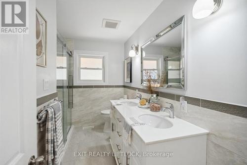 577 Spillsbury Drive, Peterborough (Otonabee), ON - Indoor Photo Showing Bathroom