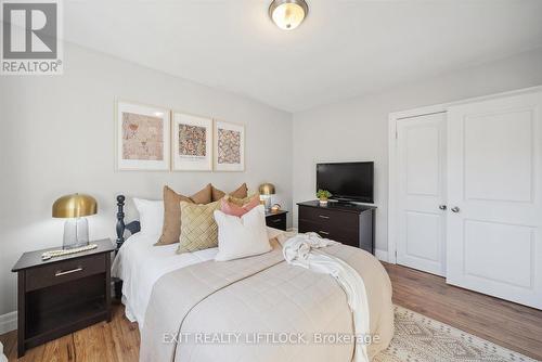 577 Spillsbury Drive, Peterborough (Otonabee), ON - Indoor Photo Showing Bedroom