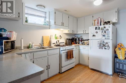 1266 Shoreline, Lakeshore, ON - Indoor Photo Showing Kitchen With Double Sink